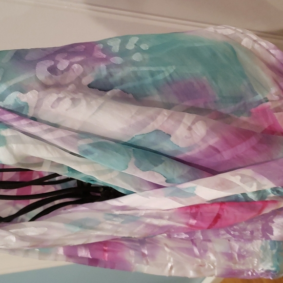 NWT Satin Fringe hand dyed shawl - Picture 4 of 8
